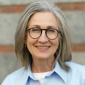 Synaptigen Buyer - Laura M